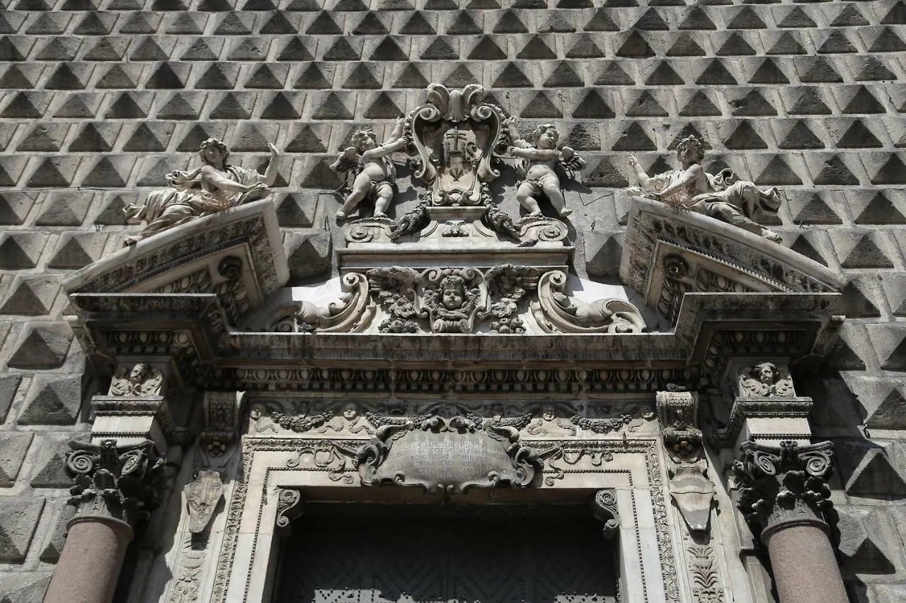 Appartamento Palazzo Carafa della Spina Napoli